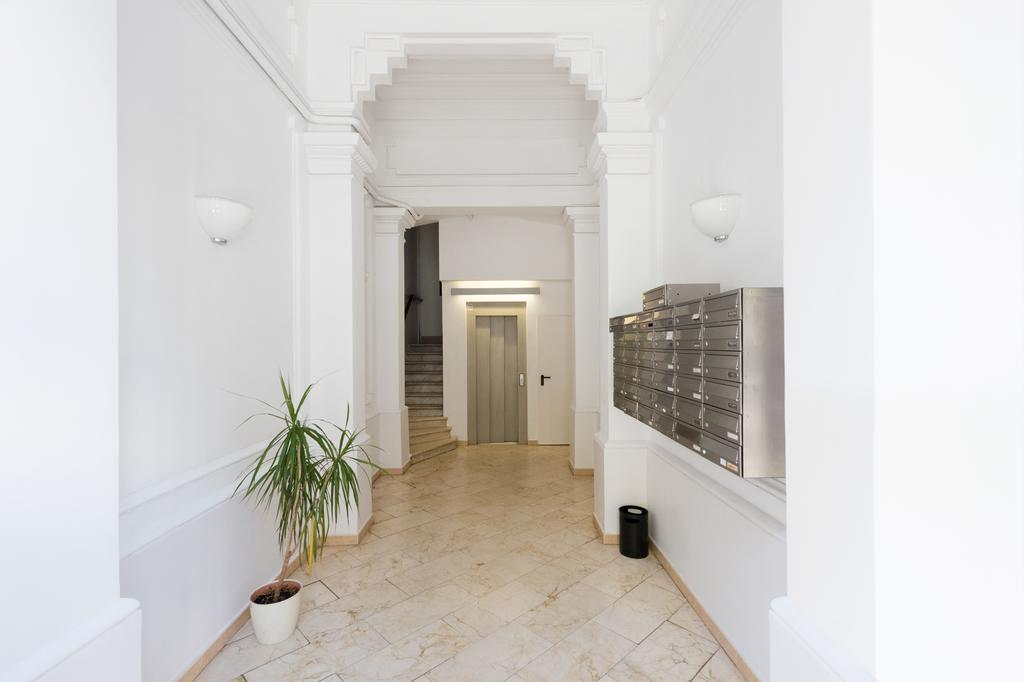 Apartamento Rambla Catalunya Barcelona Exterior photo